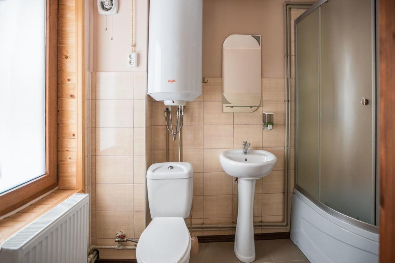 Yuraya Hotel Vorochta Buitenkant foto