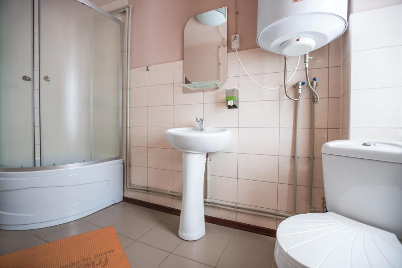 Yuraya Hotel Vorochta Buitenkant foto