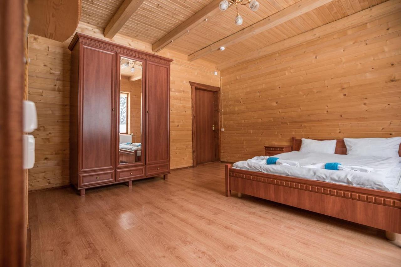 Yuraya Hotel Vorochta Buitenkant foto